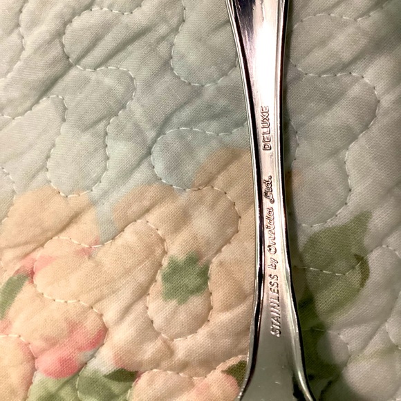 Oneida Stainless Steel Silverware (4 Serving Spoons) Vintage USA - Picture 7 of 7